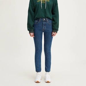 Levi 501 Skinny NWT in Medium Blue Wash 27x30